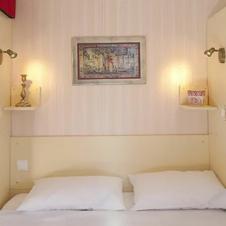 With 4 Bedrooms In Seget Vranjica, With Wonderful Sea View, Priv Villa