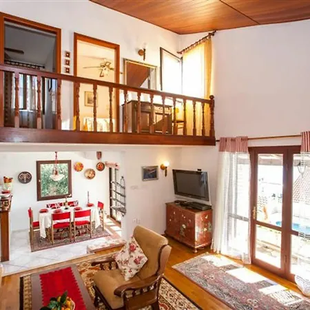With 4 Bedrooms In Seget Vranjica, With Wonderful Sea View, Priv Villa