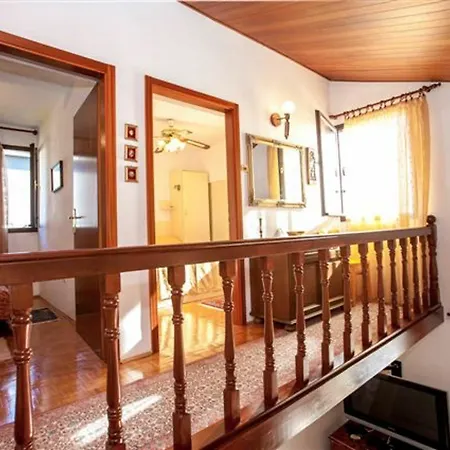 With 4 Bedrooms In Seget Vranjica, With Wonderful Sea View, Priv Villa