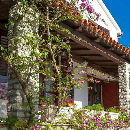 With 4 Bedrooms In Seget Vranjica, With Wonderful Sea View, Priv Villa